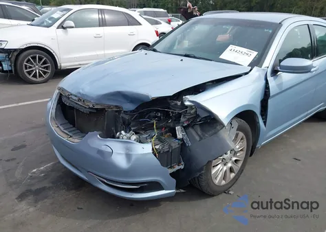 2014 Chrysler 200 Lx z USA, uszkodzony, nr VIN 1C3CCBAG4EN164958